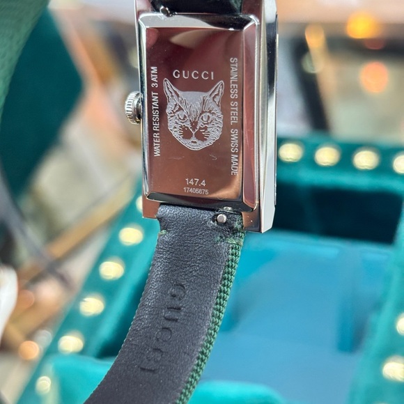 NWT Gucci Ladies Watch G-Frame Stripe - 100% Authentic w/ COA - Picture 3 of 11